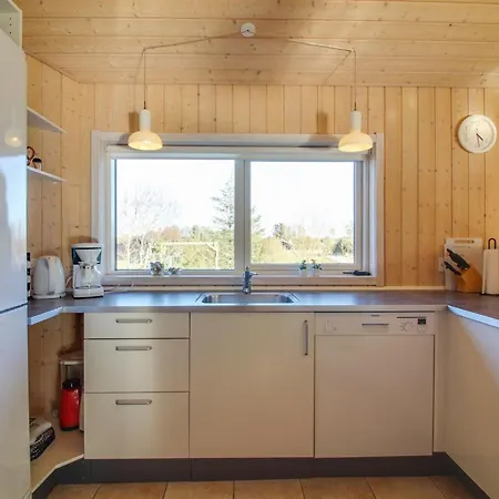 Nynke - 600m From The Sea By Interhome